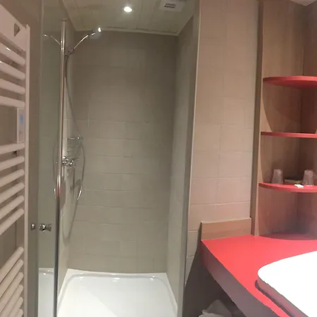 리조트 Village Club Les Tavaillons 3*